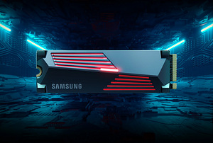 Samsung 990 PRO 1TB NVMe M.2 SSD с радиатором охлаждения (6 фото из 9)
