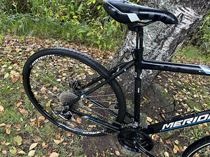 Hübriidratas Merida Crossway Striker 28” M / L - raam ! (7 foto / 10)