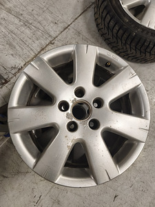 R16 5x112 ET50 (2 foto / 2)
