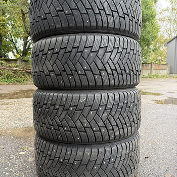245/40/18 Federal Himalaya naastrehvid 8mm dot2022