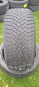 M+S / 245 40 20 / Goodyear (1 foto / 2)