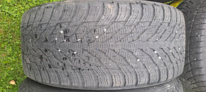 M+S / 275 45 20 / Nokian Hakkapeliitta R3 (1 foto / 2)