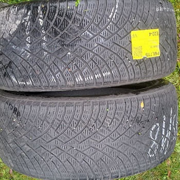 M+S / 235 45 18 / Nokian Hakkapeliitta R5