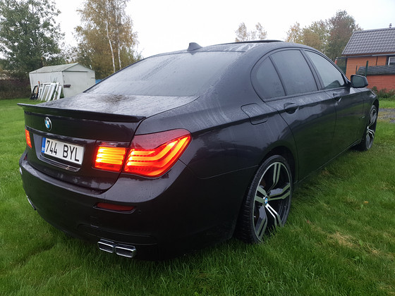 BMW f01,3.0 180kw diesel+chip(m-pack