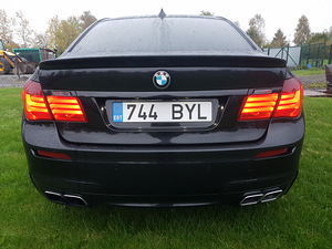 BMW f01,3.0 180kw diesel+chip(m-pack (8 foto / 12)
