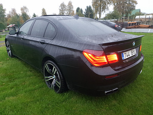 BMW f01,3.0 180kw diesel+chip(m-pack (2 foto / 12)