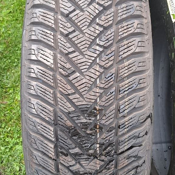 M+S / 215 65 16 / Goodyear