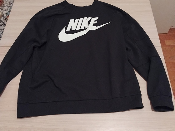 Meeste pusa Nike
