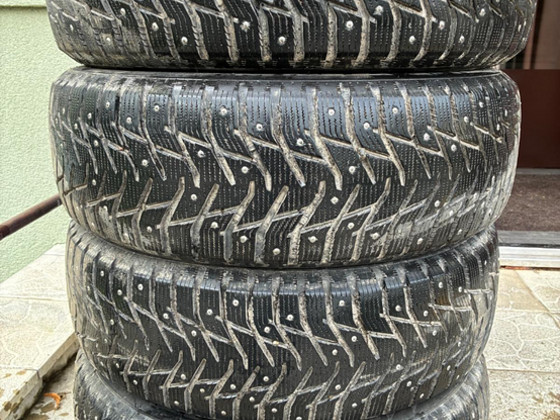 R17 235/65