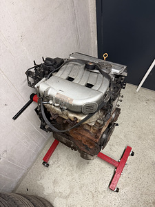 VR6 2.8 AFP двигатель (3 фото из 3)