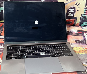 MacBook pro 13inch, 2017, Thunderbolt 3 (3 foto / 10)
