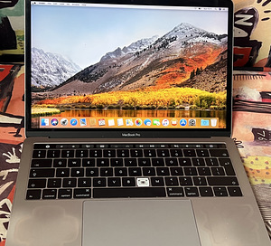 MacBook pro 13inch, 2017, Thunderbolt 3 (9 foto / 10)