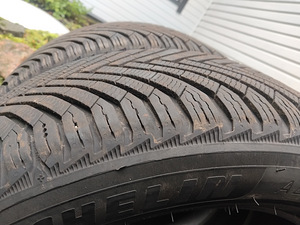 Michelin Alpin 7 225/55/17 6-8 мм (2 фото из 6)