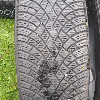 M+S / 205 55 16 / NOKIAN