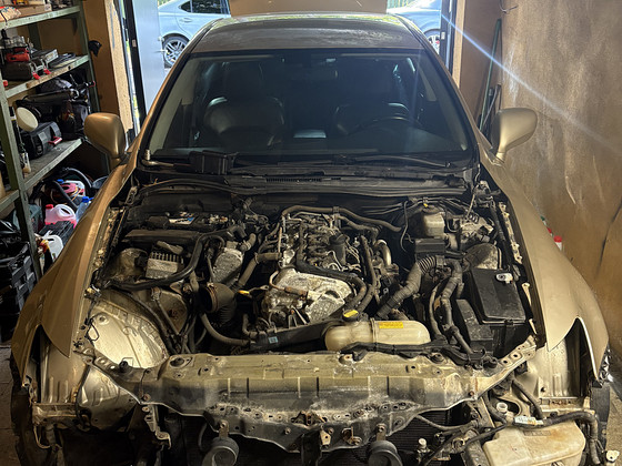 Lexus is220d Varuosad