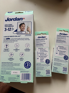 Зубная щетка Jordan (2 фото из 2)
