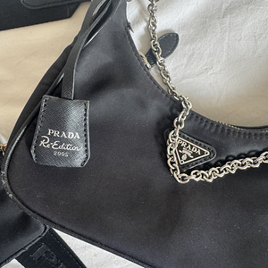 Сумка в стиле Prada (3 фото из 8)