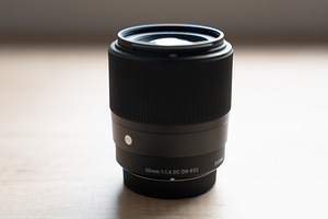 Sigma 30mm f/1.4 DC DN Contemporary lens for Micro Four Thir (2 foto / 2)