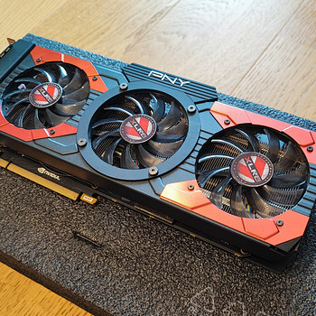 PNY GeForce GTX 1080 8GB GDDR5X
