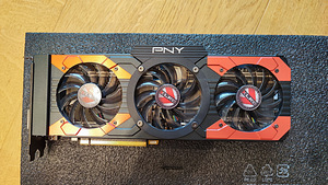 PNY GeForce GTX 1080 8GB GDDR5X (3 foto / 7)
