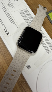 Apple Watch SE GPS 40 мм как новый (1 фото из 4)