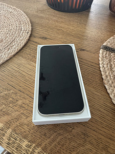 iPhone 15 Gold 256GB (3 foto / 4)