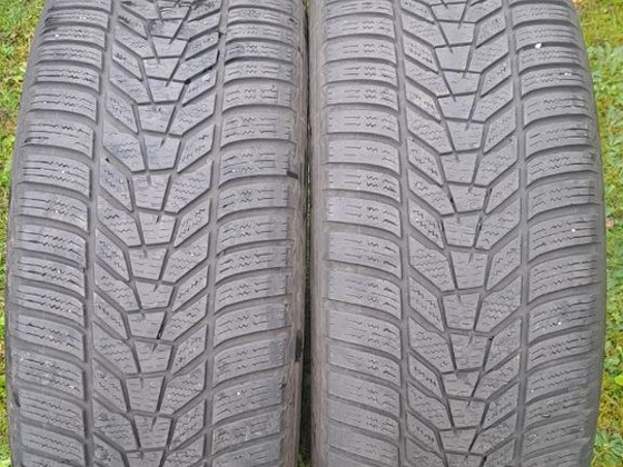 M+S / 235 55 18 / Hankook