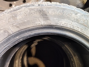 215/60/r16 (4 foto / 4)