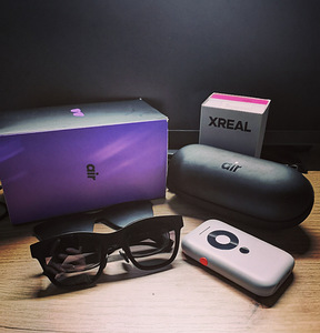 Xreal air glasses and xbeam. (1 foto / 1)