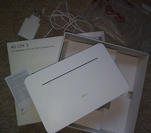 2 TK. HUAWEI RUUTERIT 4G ,LTE, SIM PESA (4 foto / 5)
