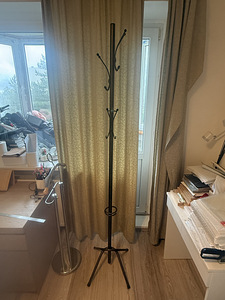Black metal standing coat rack (2 foto / 2)