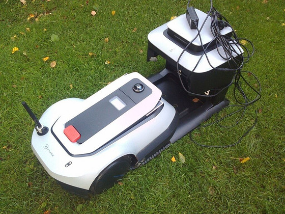 Газонокосилка-робот ECOVACS GOAT G1-800