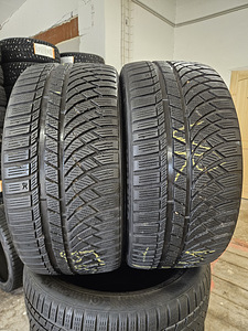 245 35 R 19 Kumho WinterCraft WP72 (1 фото из 4)