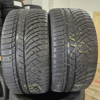 245 35 R 19 Kumho WinterCraft WP72