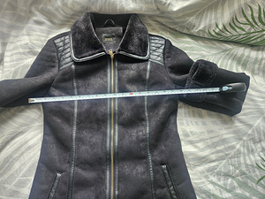Женская куртка Guess 38/M (1 фото из 8)