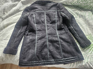 Женская куртка Guess 38/M (5 фото из 8)