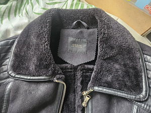 Женская куртка Guess 38/M (8 фото из 8)