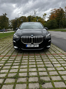 BMW 218i Active Tourer M Sport paket 1.5 100 кВт (1 фото из 8)