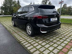 BMW 218i Active Tourer M Sport paket 1.5 100 кВт (5 фото из 8)