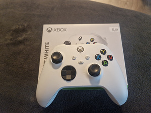 Пульт Xbox (2 фото из 4)