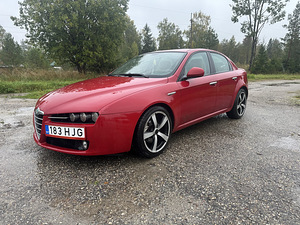 Alfa Romeo 159 1.9 JTD (1 foto / 7)