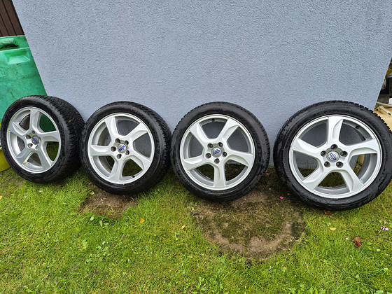 Volvo originaal veljed 17" ja Dunlop Winter Sport 5 rehvid