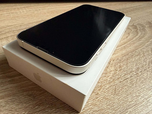 iPhone 14 Plus - White (Starlight) (5 foto / 9)