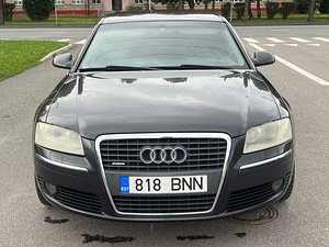 AUDI A8 (3 фото из 11)