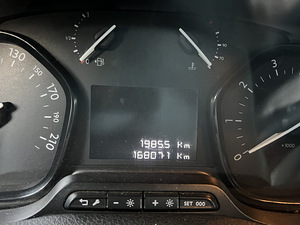 Peugeot (7 фото из 10)