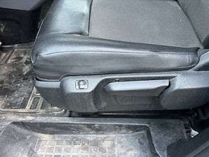 Peugeot (8 фото из 10)