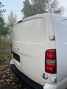 Peugeot (10 фото из 10)