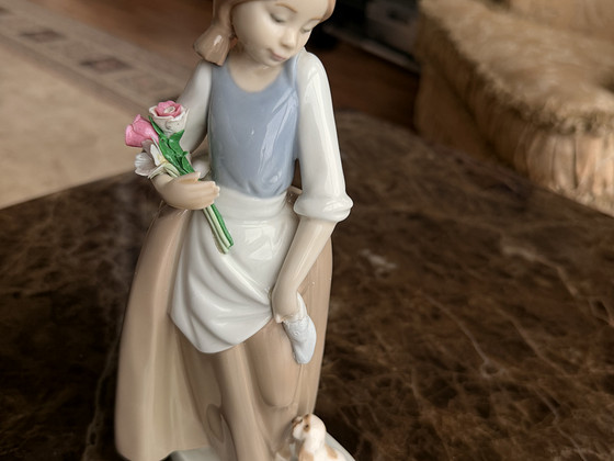 Lladro Nao