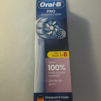 НОВАЯ насадка для электрической зубной щётки Oral-B PRO Sensitive Clean