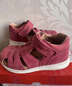 Superfit sandaalid 25 (1 foto / 4)